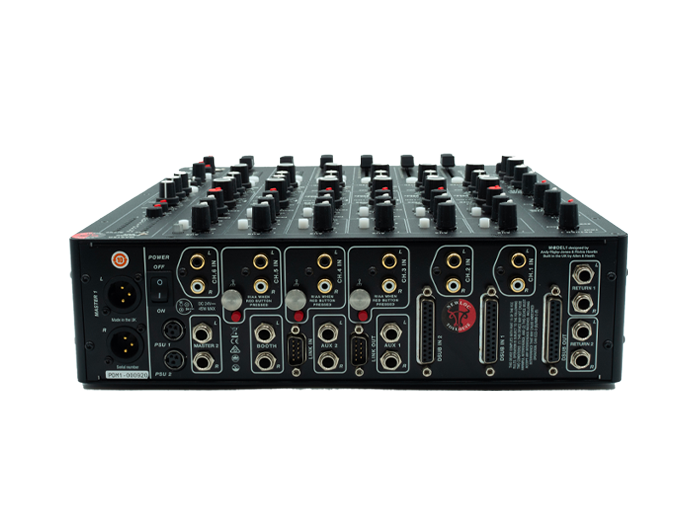 Model one mixeur analogique